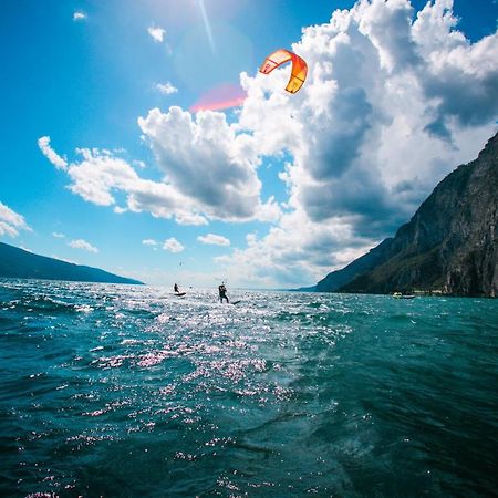 "La Locanda" Campione Del Garda Hostel Kültér fotó